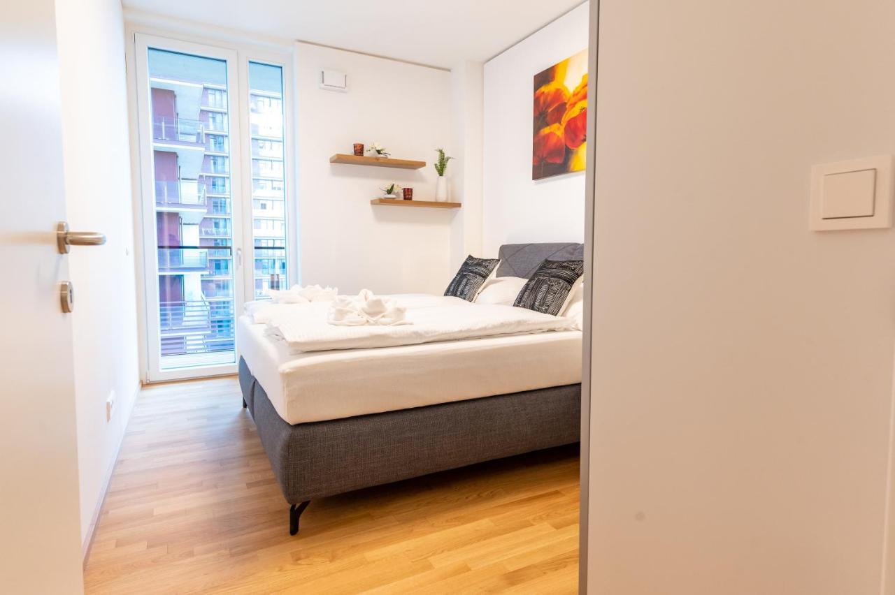 Apartment Over The Roofs Of Wina Bagian luar foto